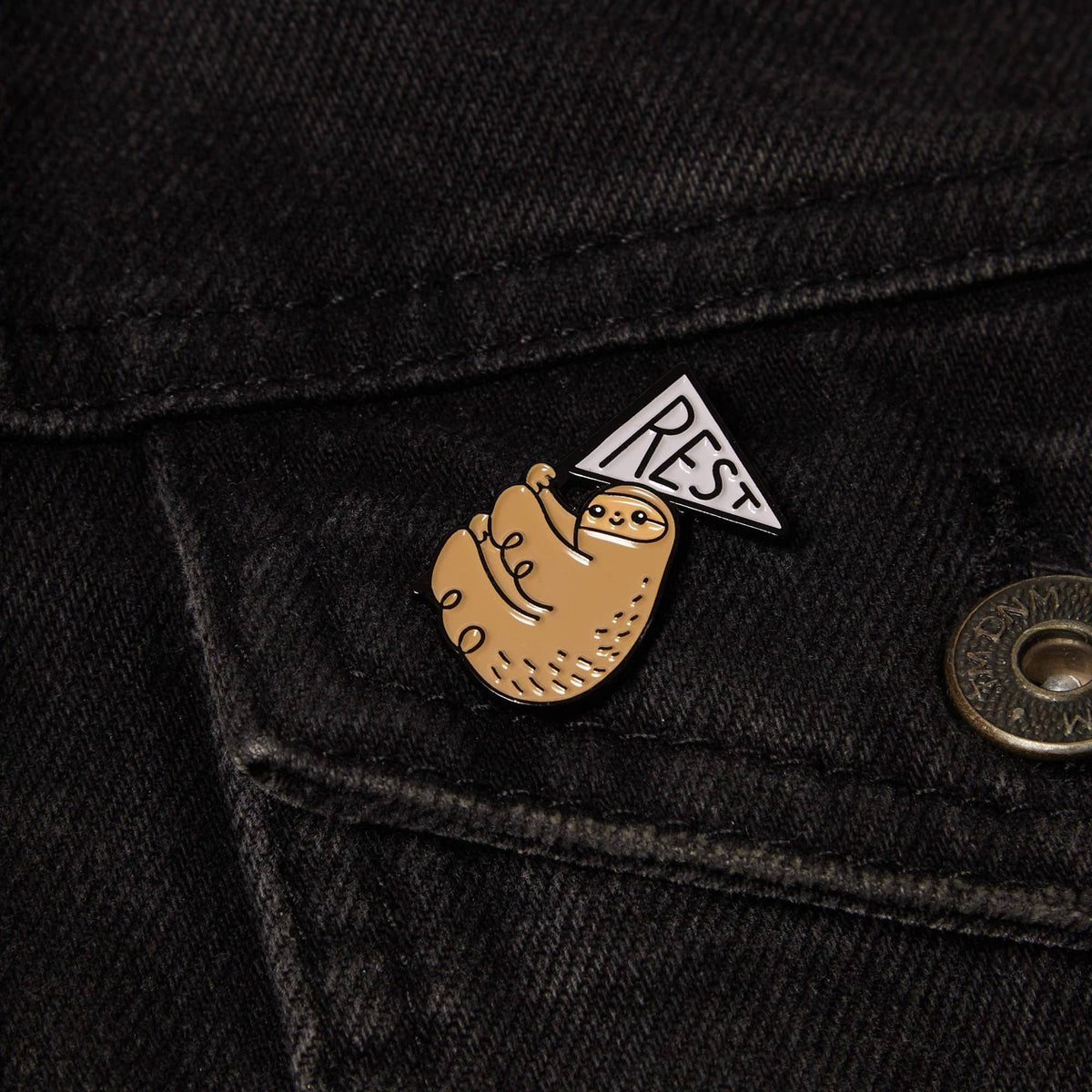 Resting Sloth - Enamel Pin Badge